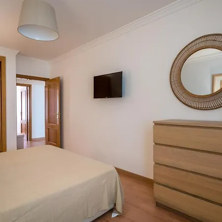 Apartment T3 With Swimming Pool