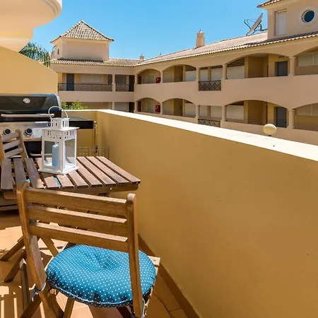 T3 With Swimming Pool Vilamoura